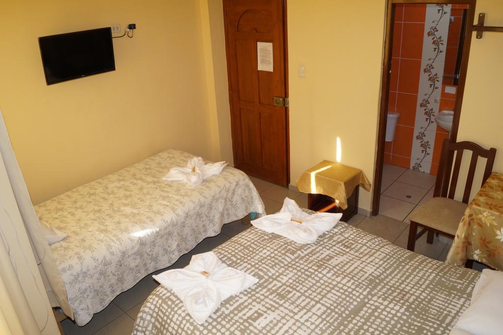 Hotel Los Gladiolos Cajamarca Room photo